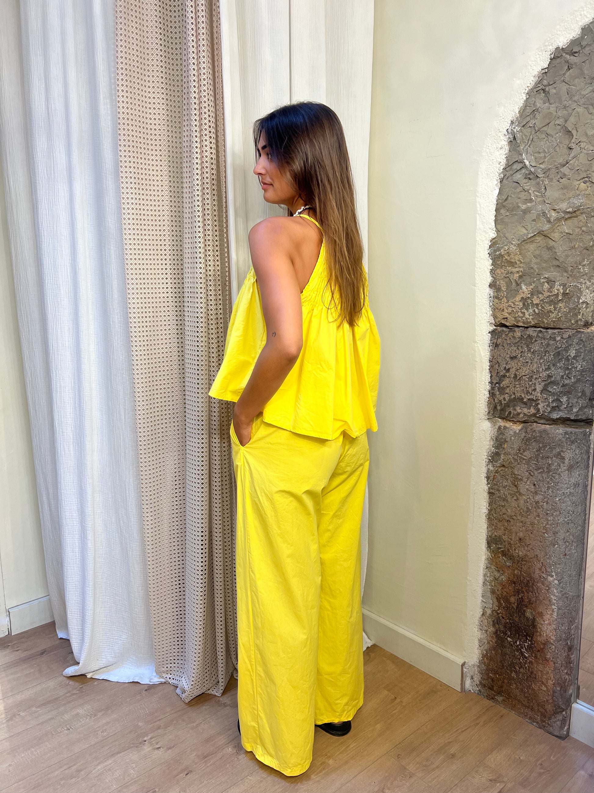 Ensemble louca jaune